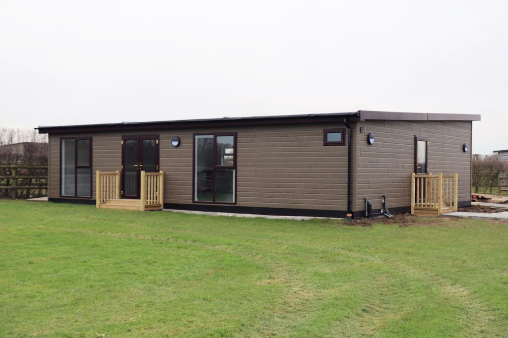 cabin like lodge at bransby horses