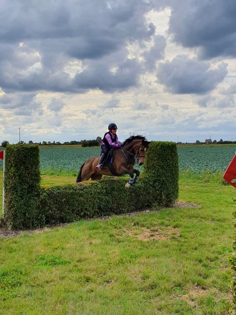 Ben jumping xc