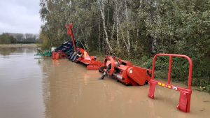 flooded fields at bransby horses