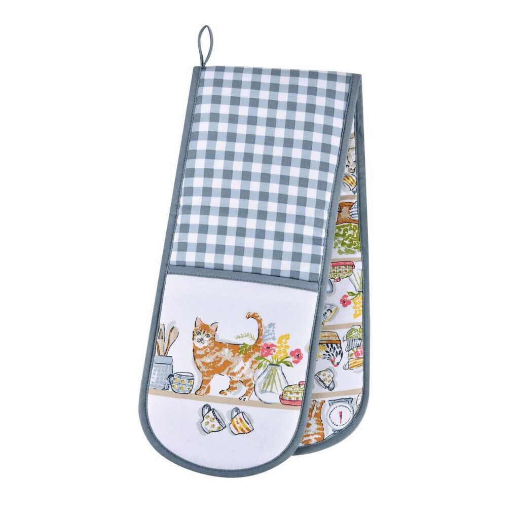 oven gloves with pantry cat design